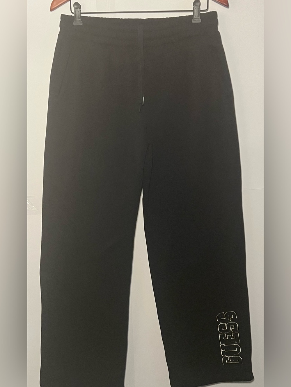 GUESS Y2K Black Logo Capri Sweatpants Size M 7/8 McBling